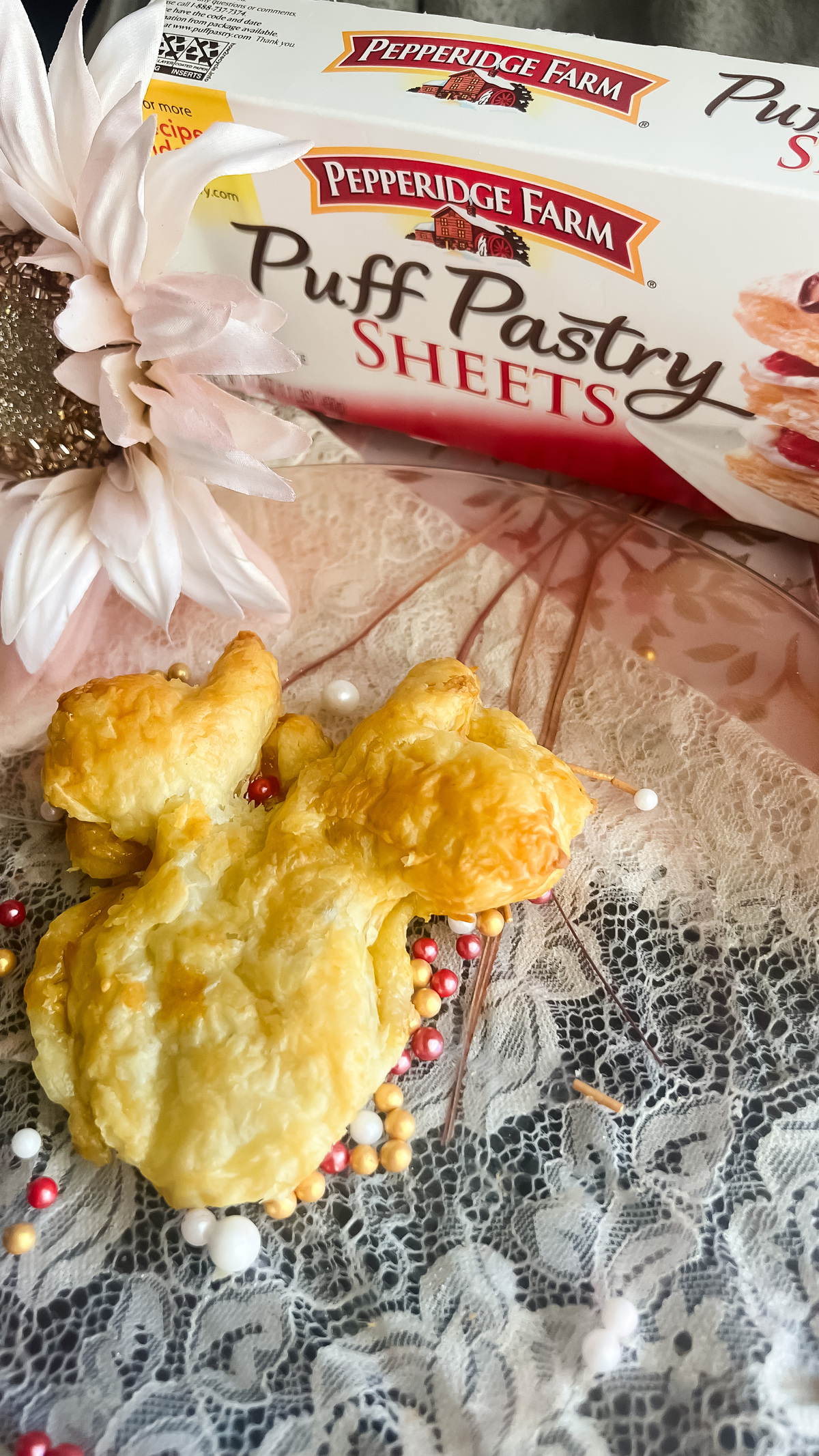 Read more about the article Minnie Mouse Turnover Recipe